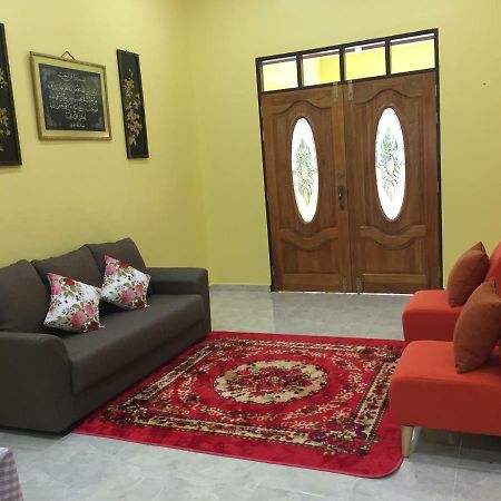 Homestay Talina Kuala Terengganu Exterior photo