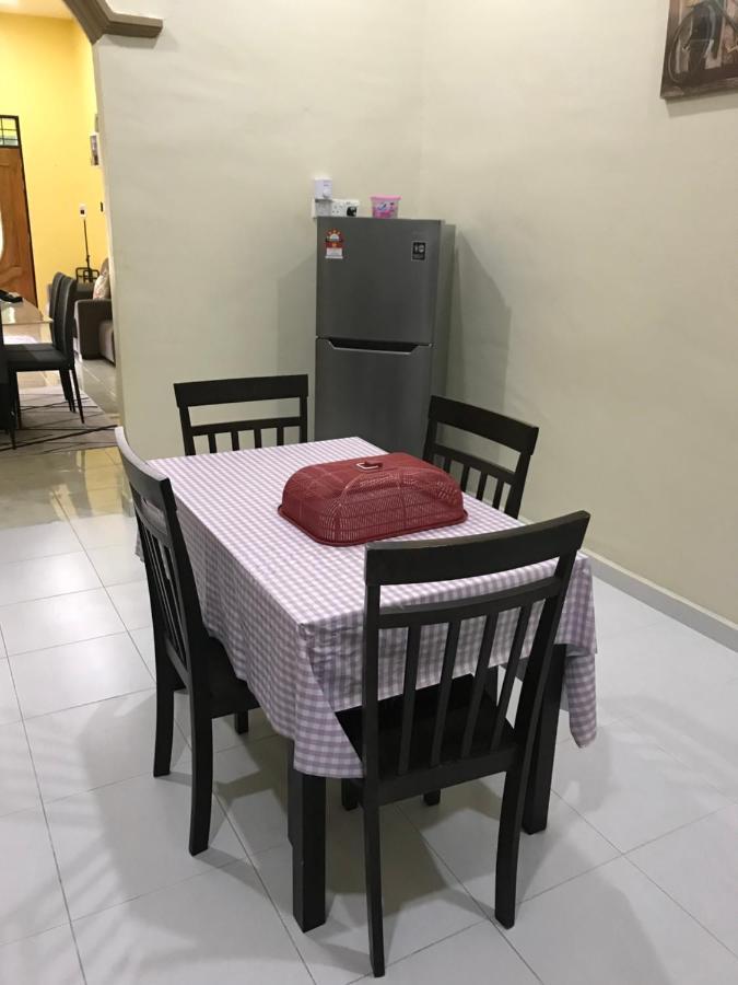 Homestay Talina Kuala Terengganu Exterior photo